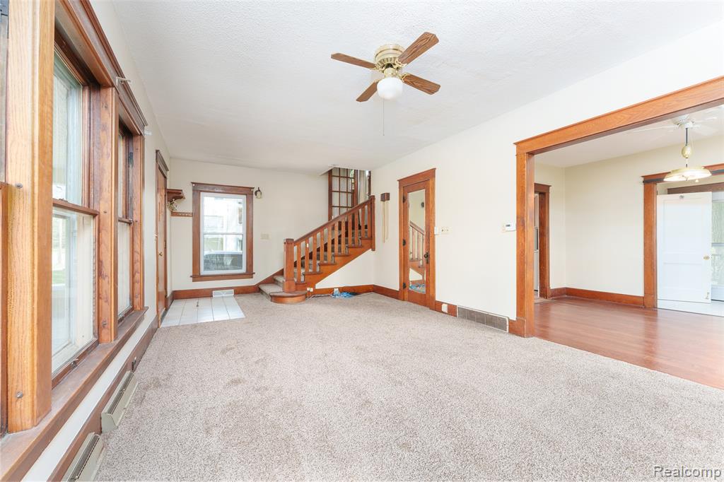 712 E Grand River Avenue, Fowlerville, MI 48836 — Photo 5
