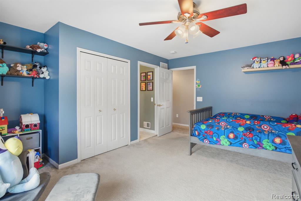 1275 Hendrie, Canton, MI 48187 — Photo 45
