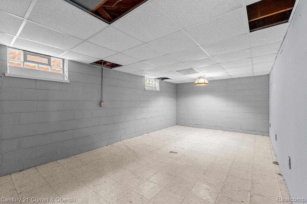 8464 Becker Avenue, Allen Park, MI 48101 — Photo 30
