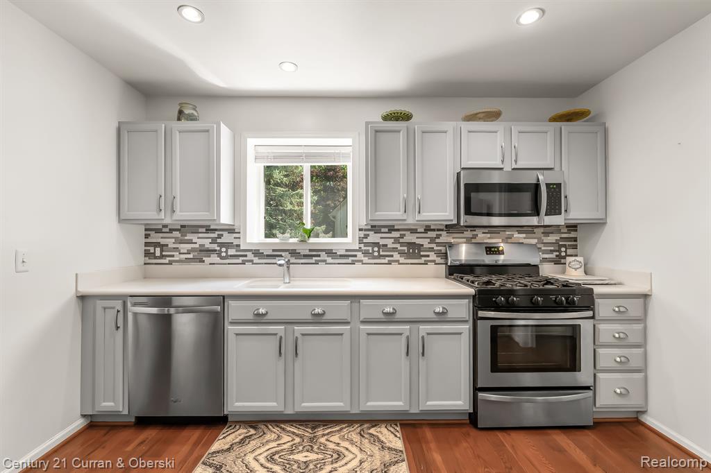 3389 DEWDROP Lane, Howell, MI 48843 — Photo 16