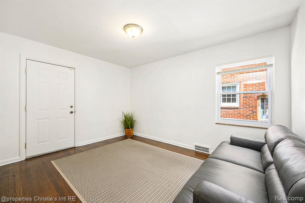 18661 Stoepel Street, Detroit, MI 48221 — Photo 9