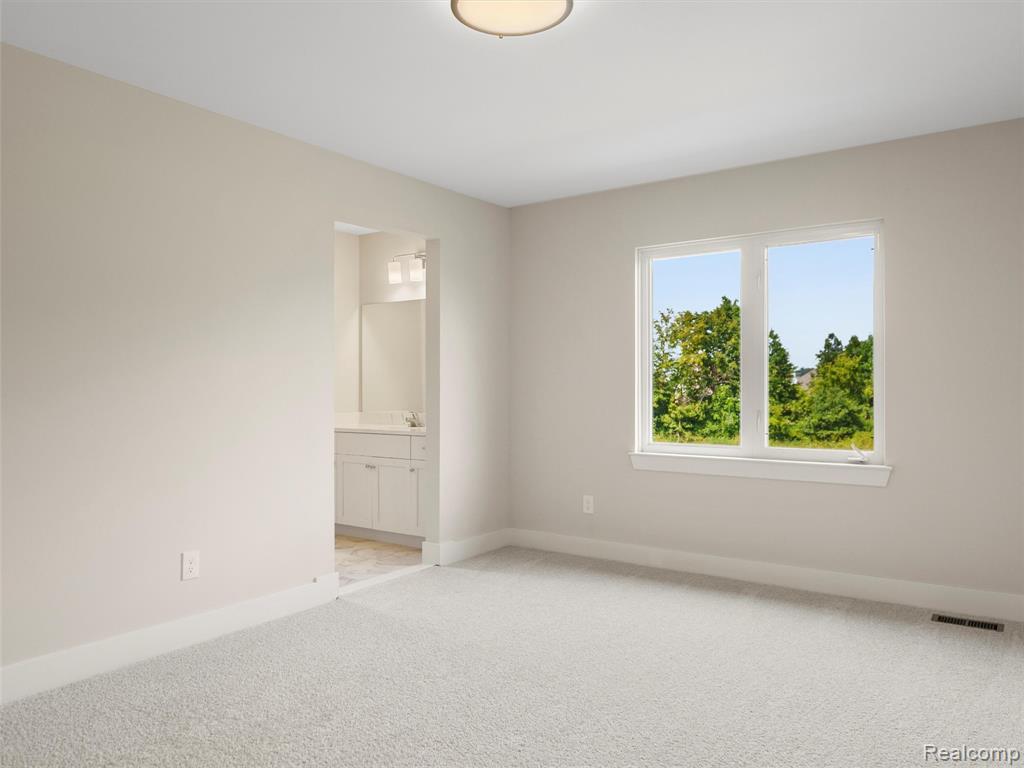 45070 TWIN RIVER Drive, Macomb, MI 48044 — Photo 44
