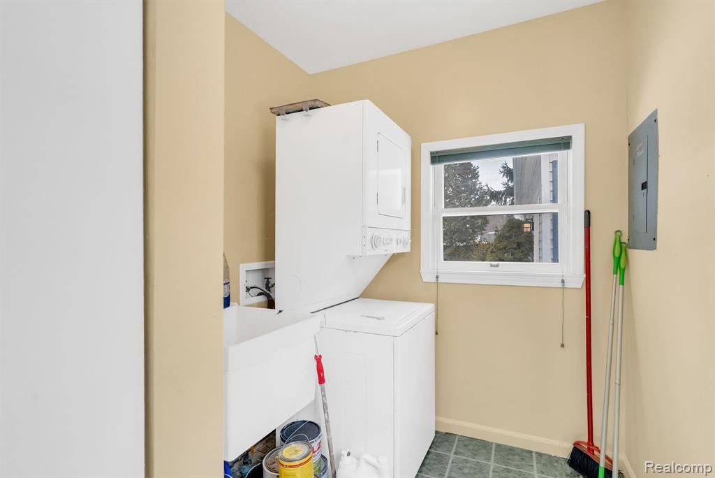 7271 Simons Street, Lexington, MI 48450 — Photo 31