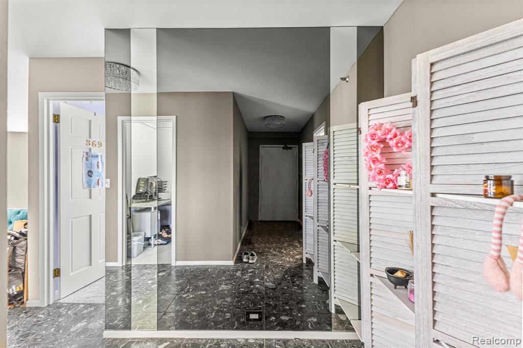 5000 Town Center, 1503, Southfield, MI 48075 — Photo 14