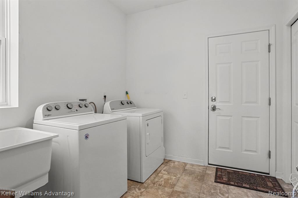 8237 Alyssa Drive, Brighton, MI 48116 — Photo 16