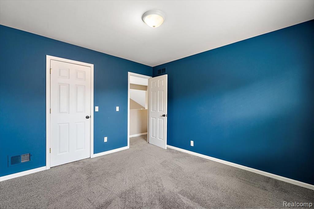 6952 Granger Drive, Troy, MI 48098 — Photo 30