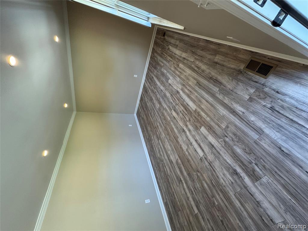 6128 Cold Spring Trail, Grand Blanc, MI 48439 — Photo 8