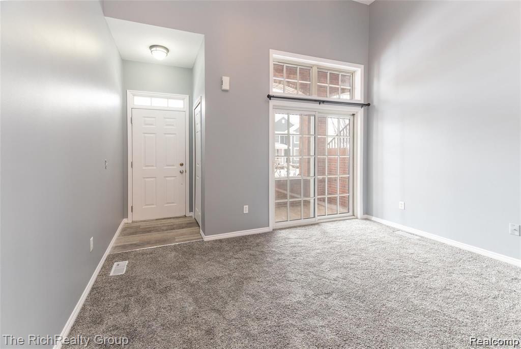 50115 Harding Street, Canton, MI 48188 — Photo 4