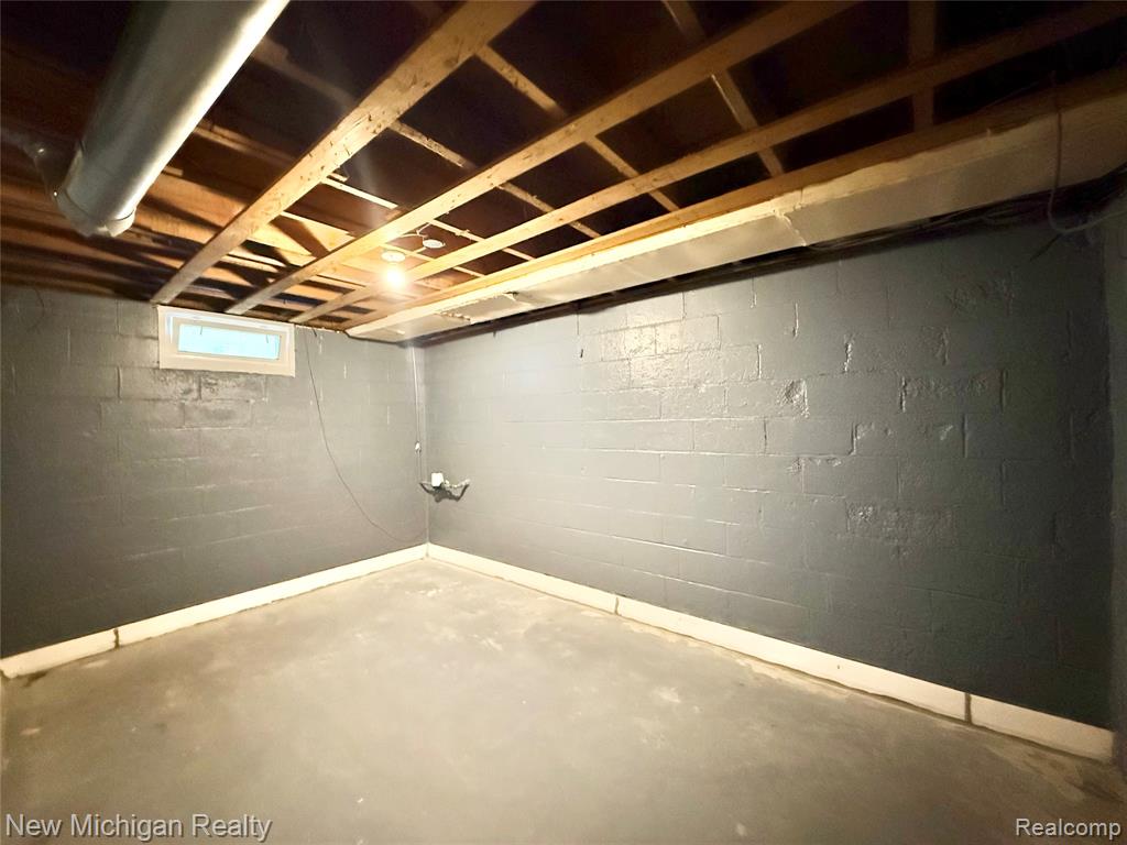 823 W Silver Lake Road, Fenton, MI 48430 — Photo 21