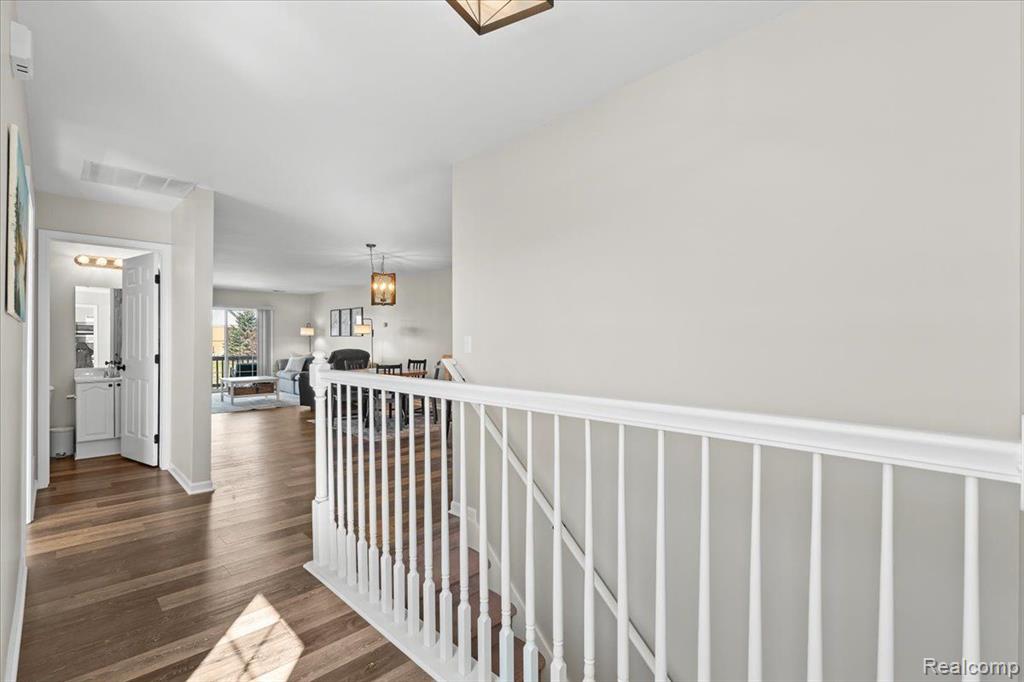 273 VICTORIA Drive, Dexter, MI 48130 — Photo 2