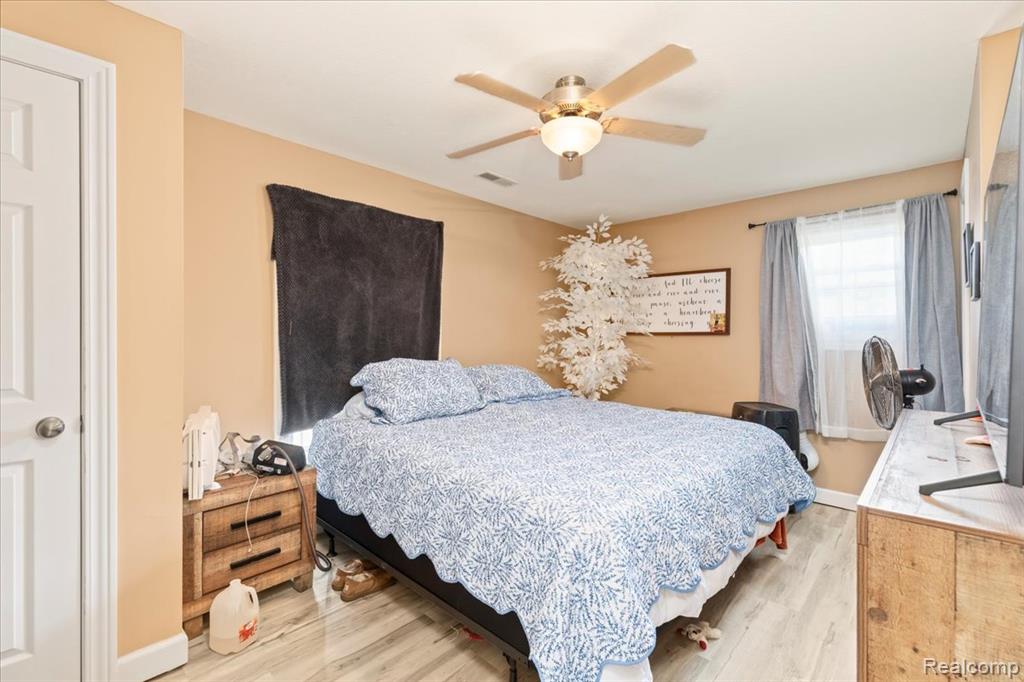 607 W Henry Street, Charlotte, MI 48813 — Photo 25