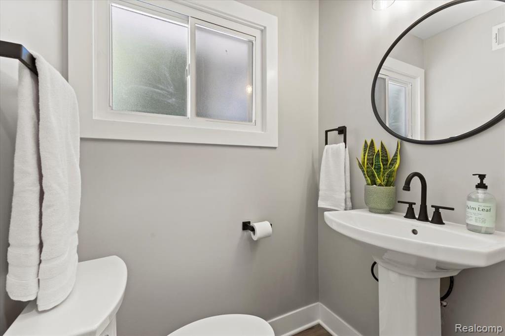 5698 Everest Drive, Clarkston, MI — Photo 21
