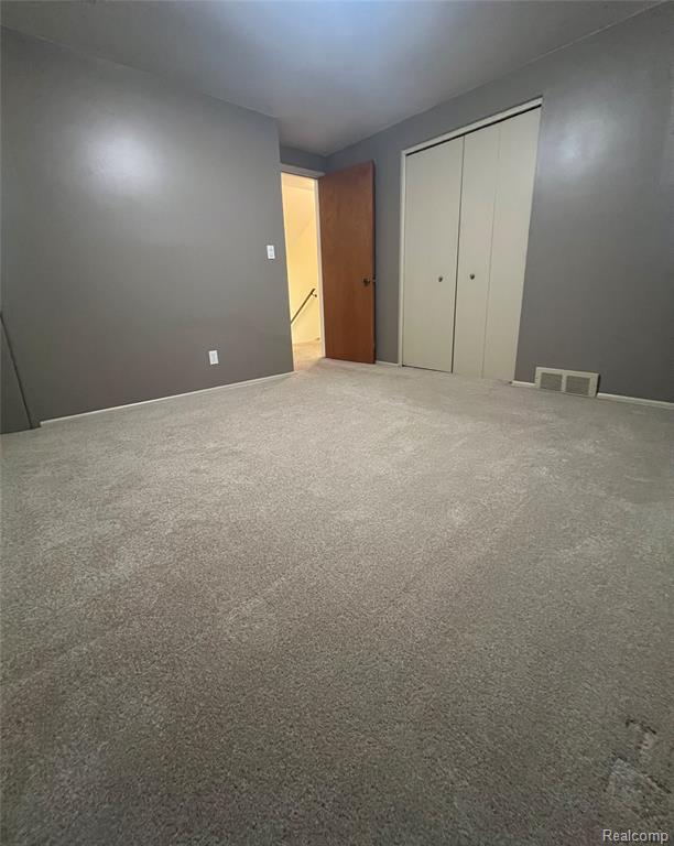 5352 Elmsford Drive, Flint, MI 48532 — Photo 14