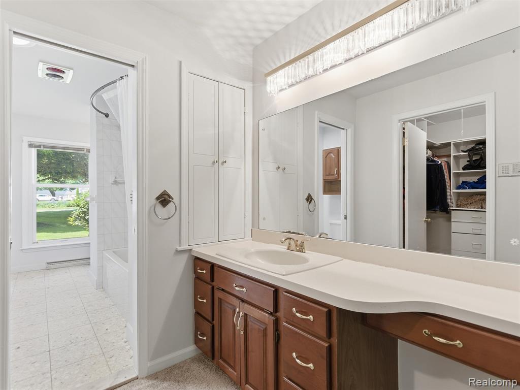 5409 Stony Hill Court, Grand Blanc, MI 48439 — Photo 33