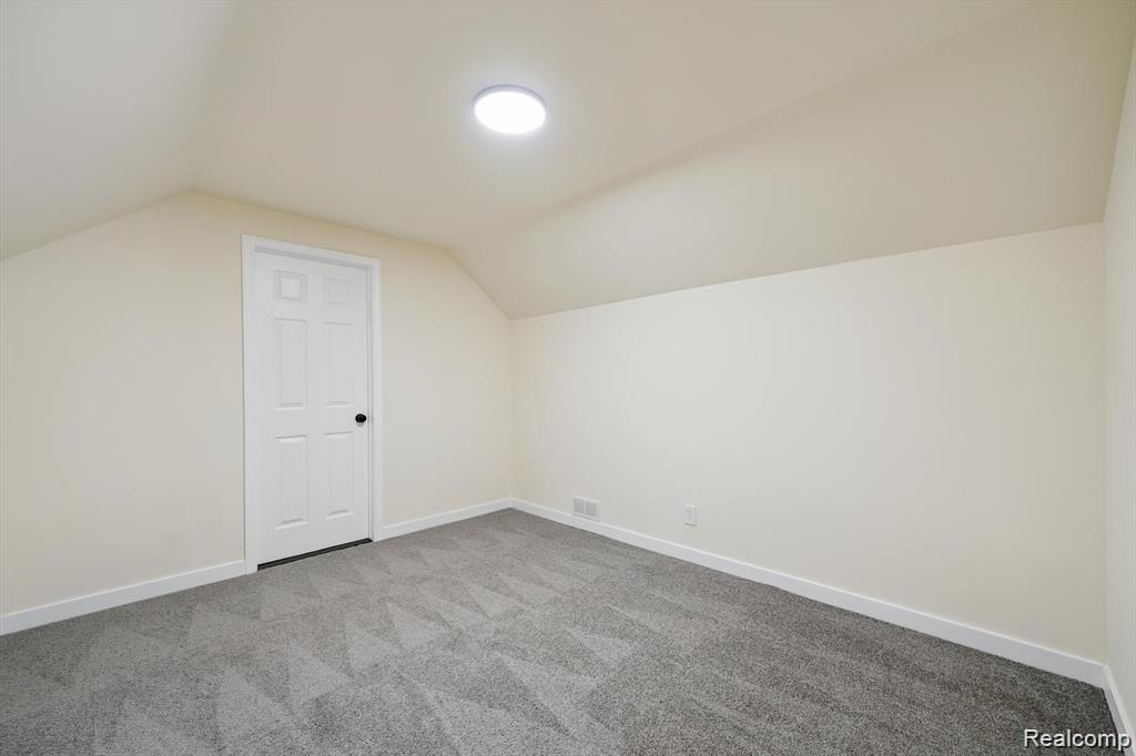 15876 Burt Road, Detroit, MI 48223 — Photo 27
