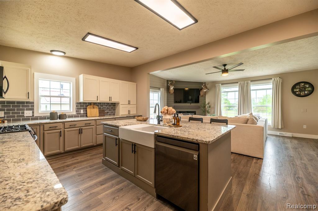5373 MERTZ Road, Mayville Vlg, MI 48744 — Photo 5