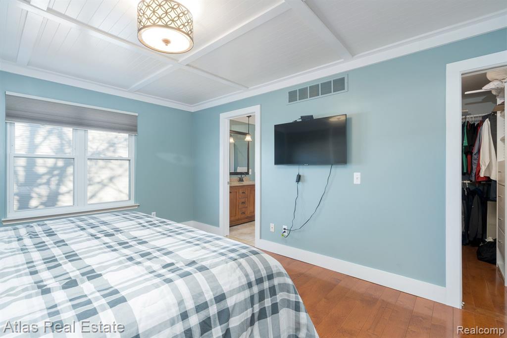 4400 Pebble Creek Boulevard, Burton, MI 48439 — Photo 32