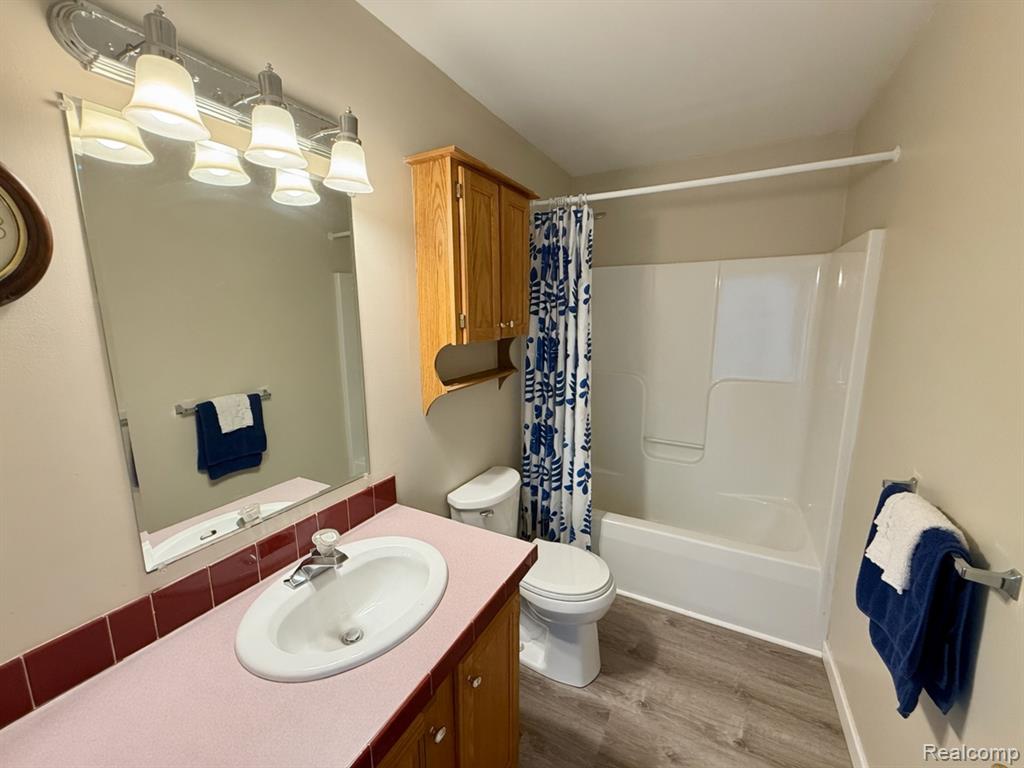 8205 Harrow Court, Northville, MI 48167 — Photo 13