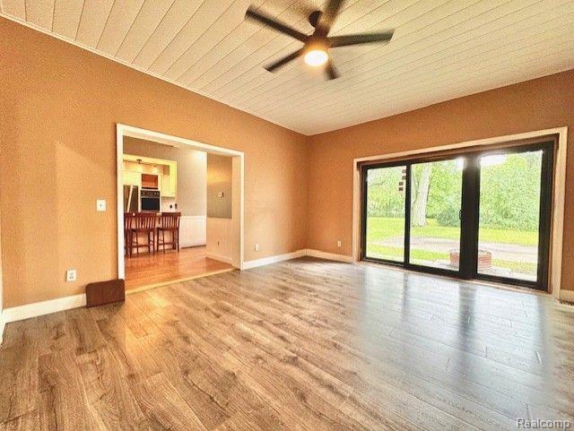 739 N 9TH Street, St. Clair, MI 48079 — Photo 19