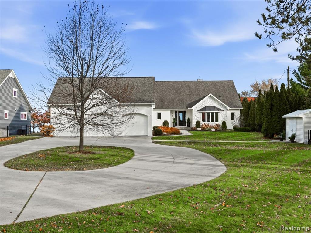 8442 Lakeshore Road, Burtchville, MI 48059 — Photo 2
