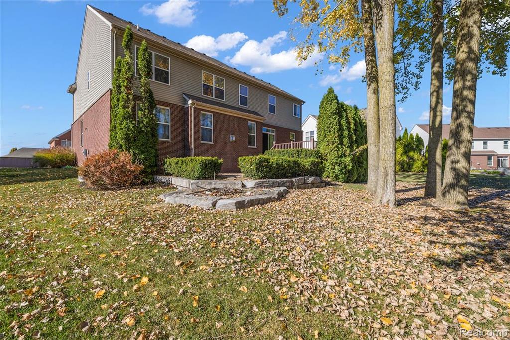 42512 Beechwood Drive, Sterling Heights, MI 48314 — Photo 6