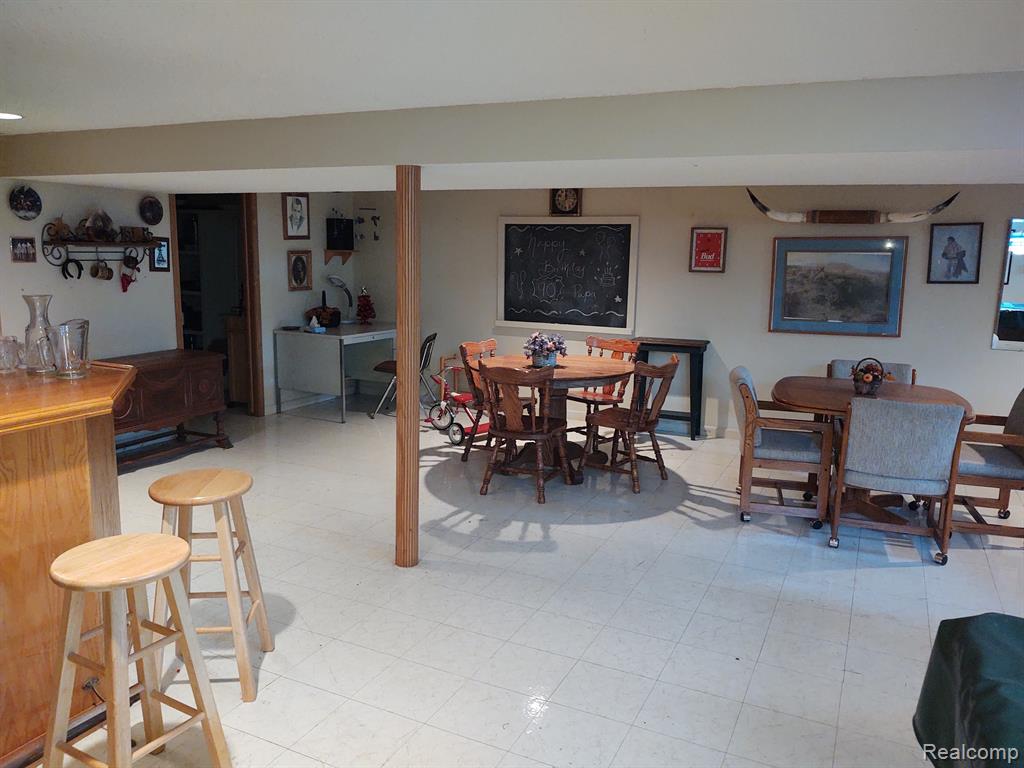 7460 FLICKINGER Drive, Shelby Twp, MI 48317 — Photo 34