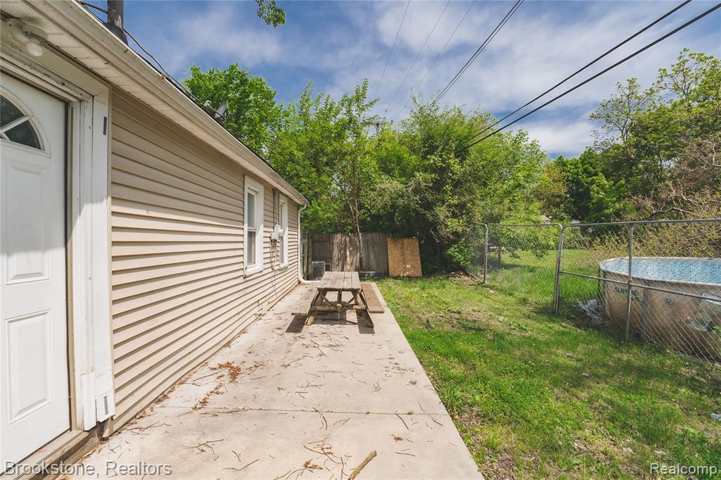 744 Saint Clair Street, Pontiac, MI 48340 — Photo 26