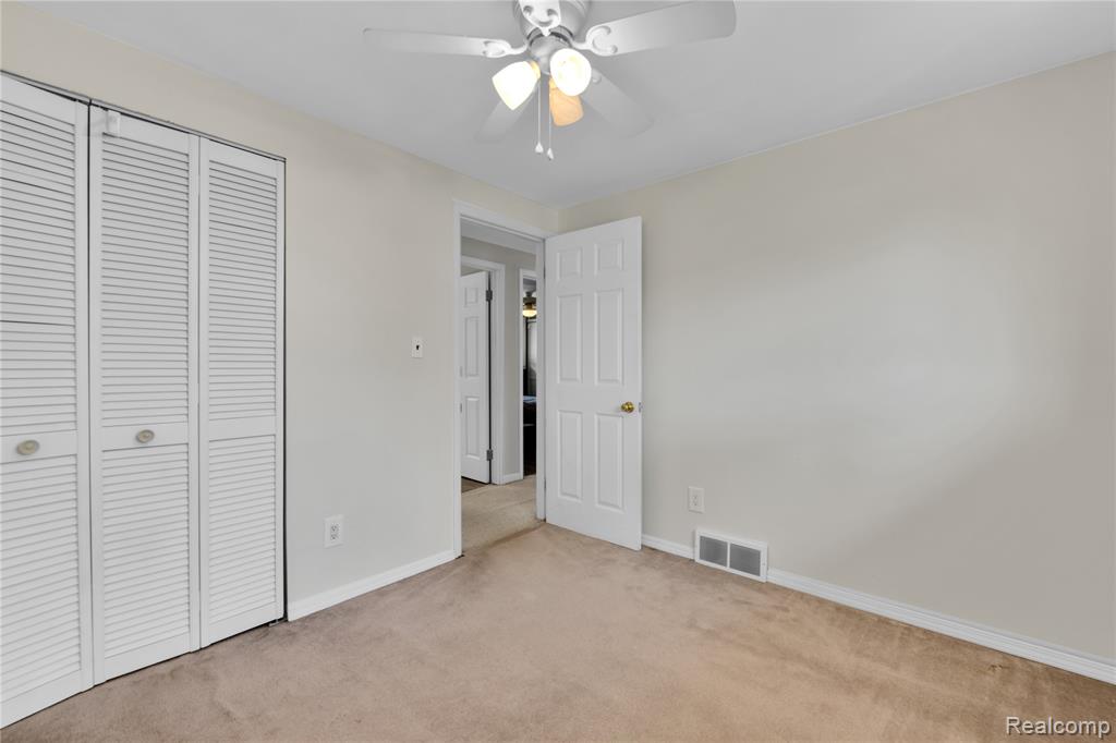 607 Ashburnham Street, Auburn Hills, MI 48326 — Photo 13