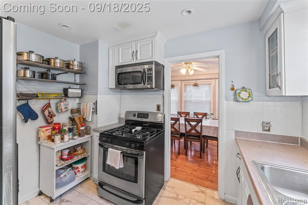 686 4th Avenue, Pontiac, MI 48340 — Photo 13