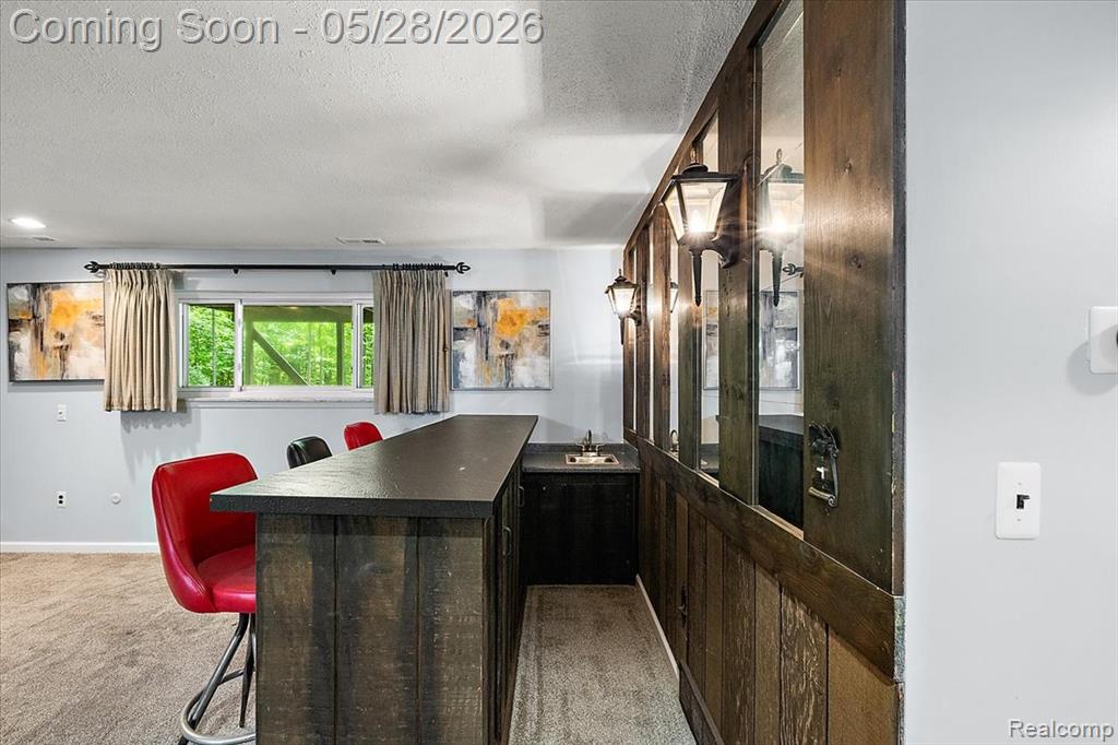 25136 Westmoreland Drive, Farmington, MI 48336 — Photo 34