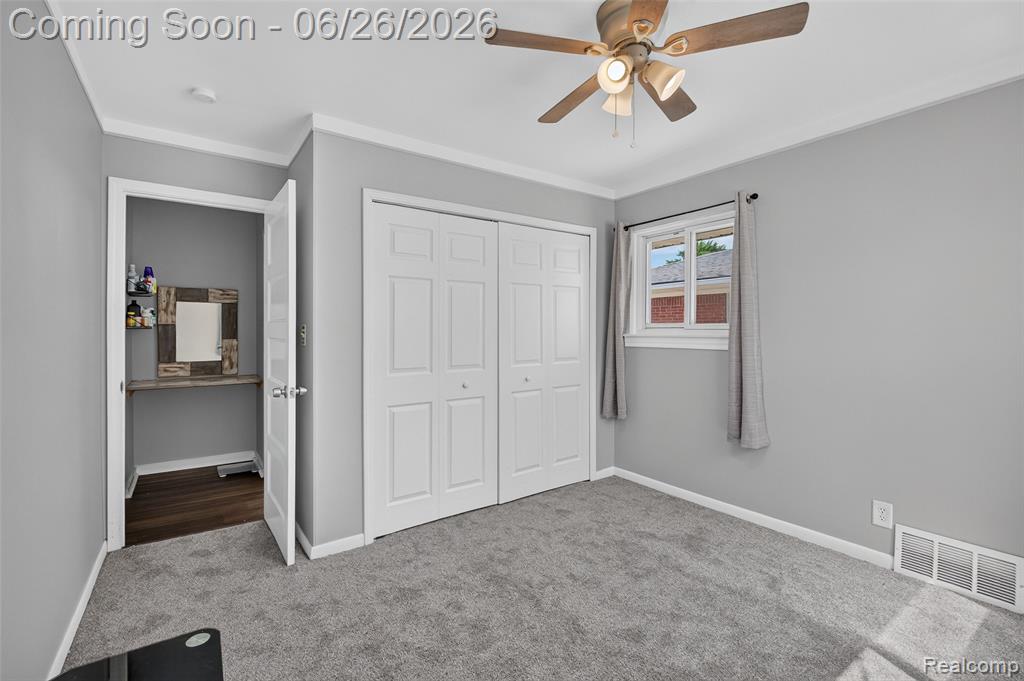 7660 Louise Court, Westland, MI — Photo 14