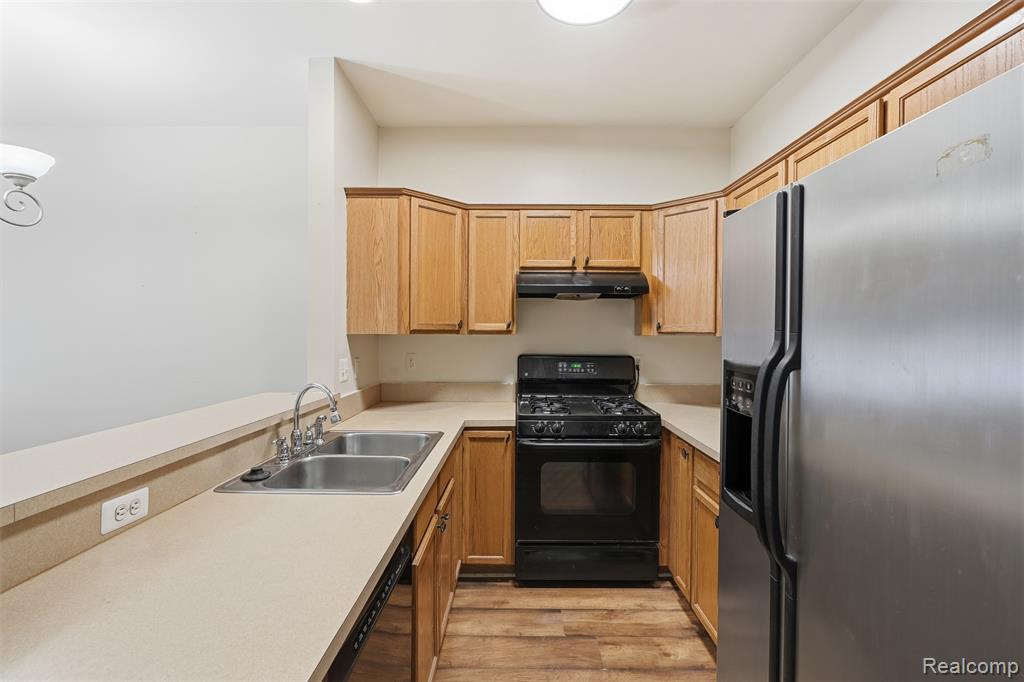 41260 Maplewood Drive, 5, Canton, MI 48187 — Photo 10