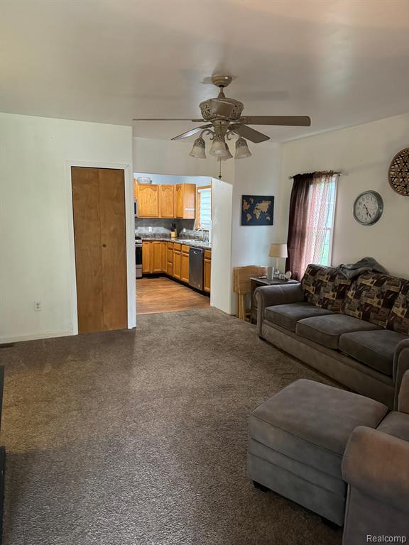 1032 HAWTHORNE Avenue, Ypsilanti, MI 48198 — Photo 2