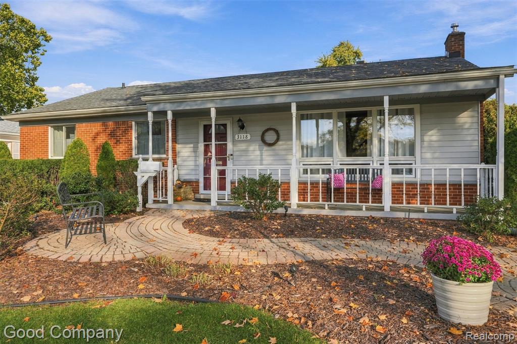 3118 Clawson Avenue, Royal Oak, MI 48073