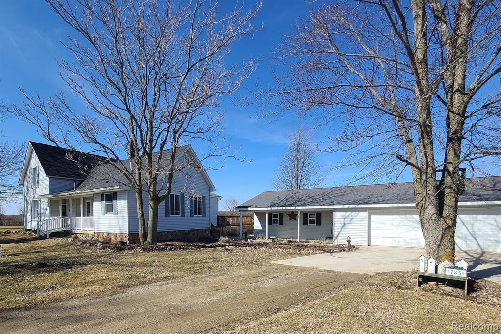 785 ELK CREEK Road, MI — Photo 4