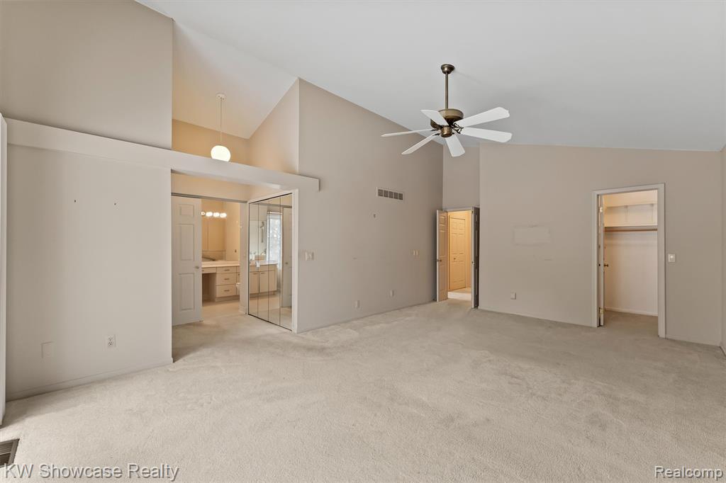6933 Pebble Park Circle, 83, West Bloomfield, MI — Photo 12