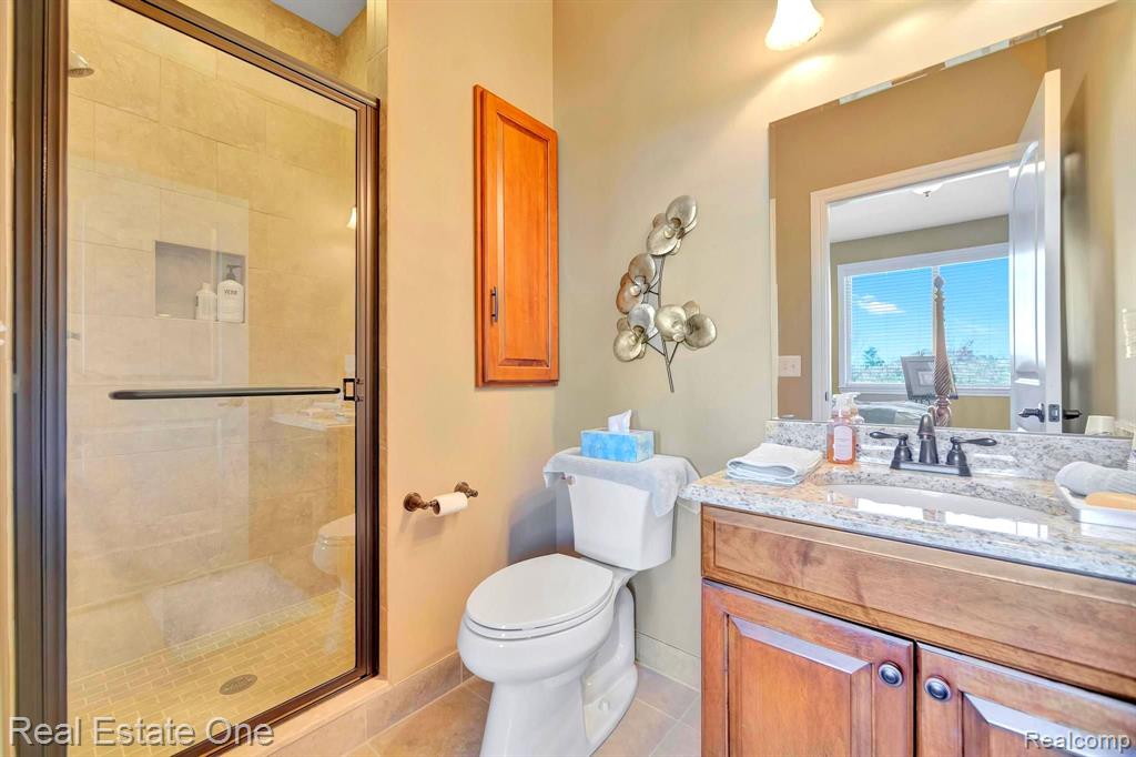 58703 GLACIER CLUB Drive, Washington, MI — Photo 17