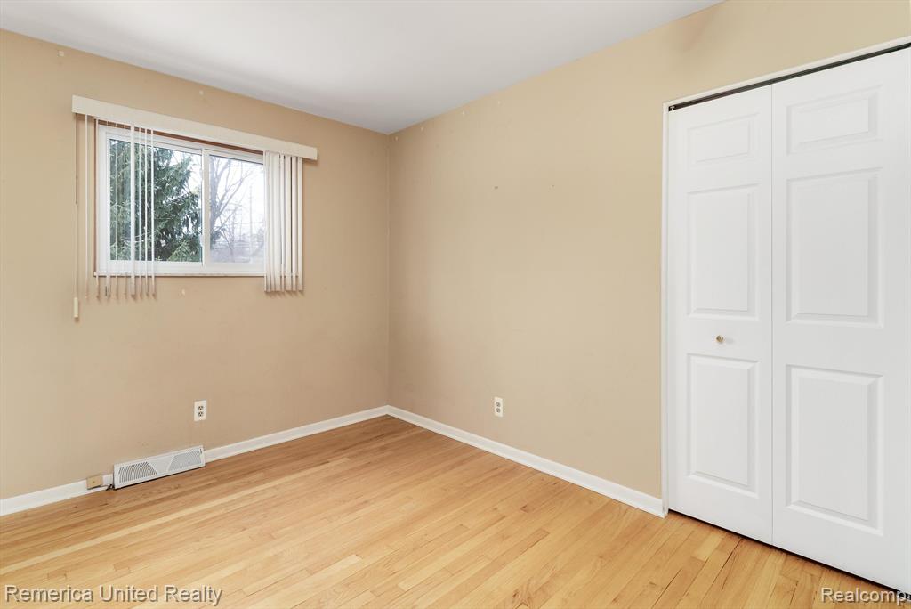 5731 FLEMINGS LAKE Road, Clarkston, MI 48348 — Photo 27