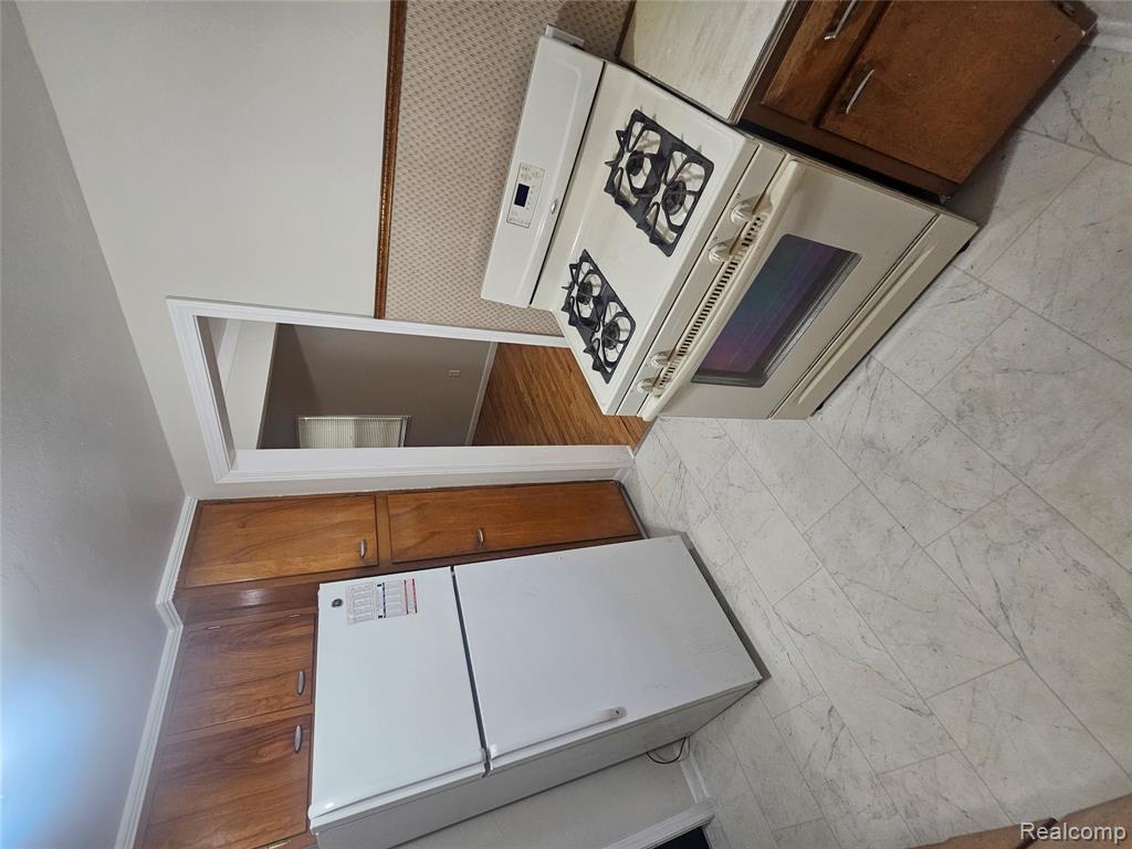 907 E Forest Avenue, Ypsilanti, MI, 48198