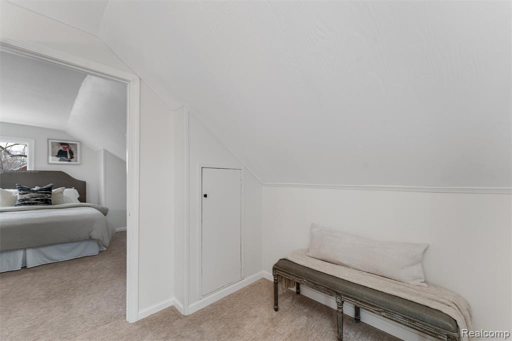 18943 Curtis Street, Detroit, MI 48219 — Photo 17