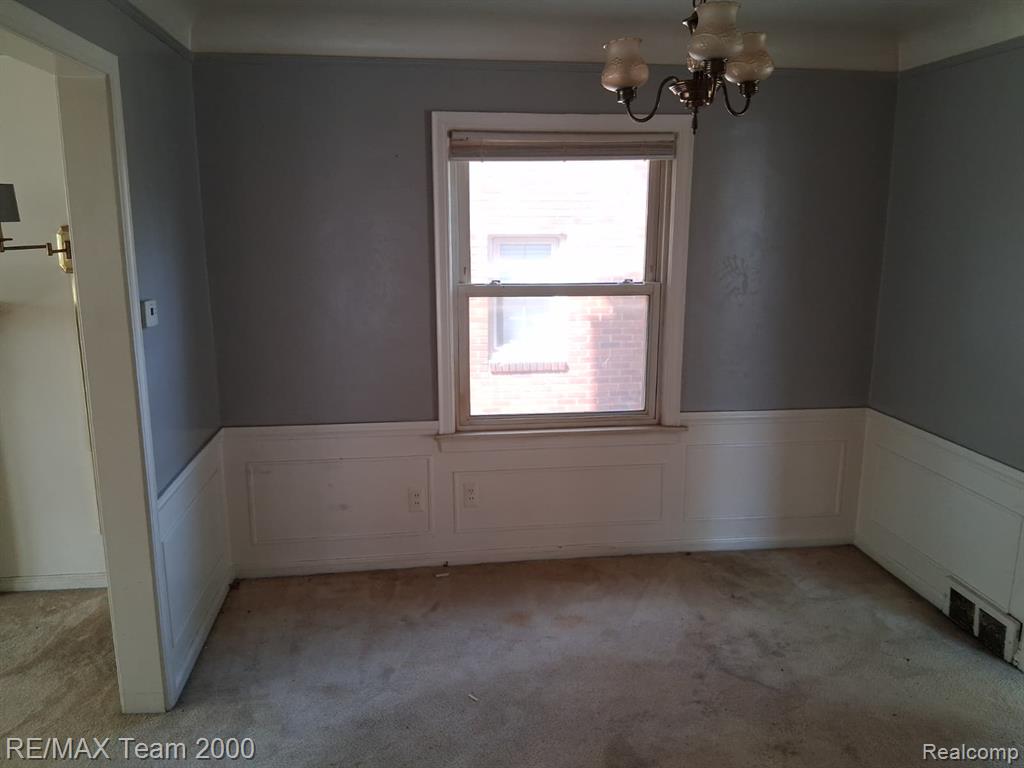 5228 Hillcrest Street, Detroit, MI 48236 — Photo 5