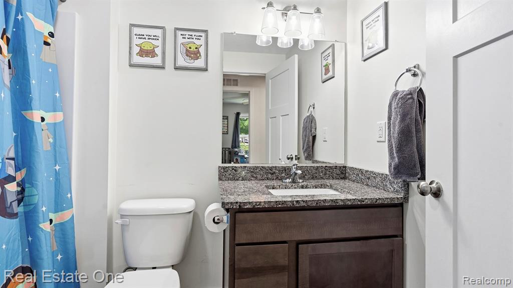 15586 Pine Street, Monroe, MI 48161 — Photo 13