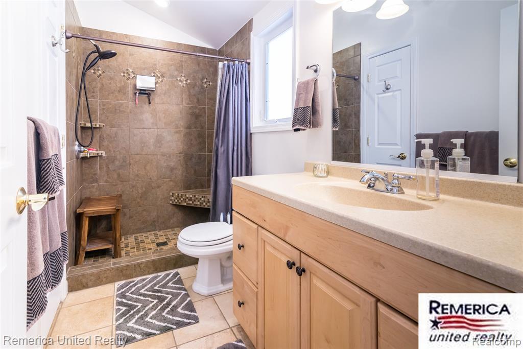 9852 Southlawn Circle, Jerome, MI 49249 — Photo 24