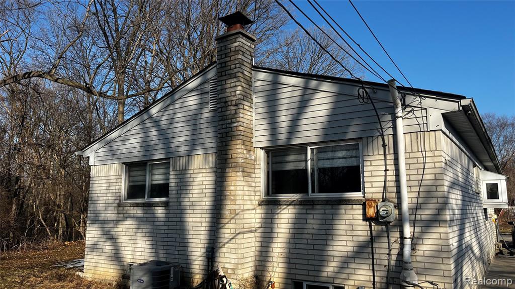 7715 Deering Street, Westland, MI — Photo 4