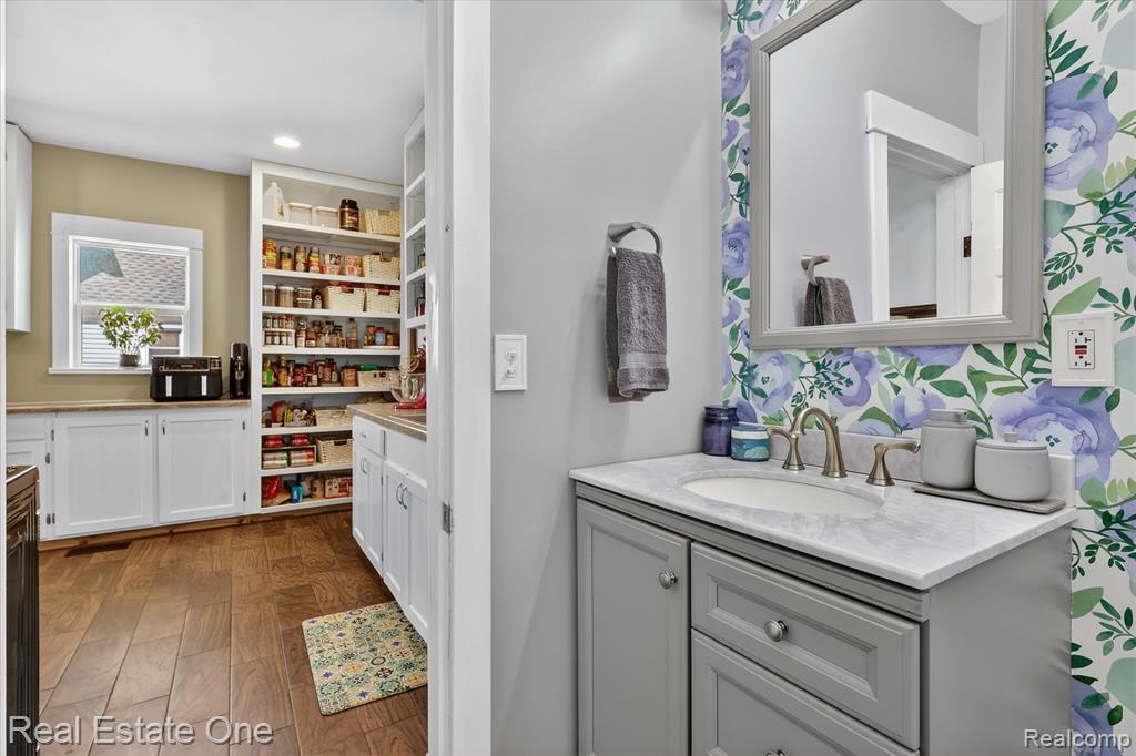 444 Diamond Avenue NE, Grand Rapids, MI 49503 — Photo 16