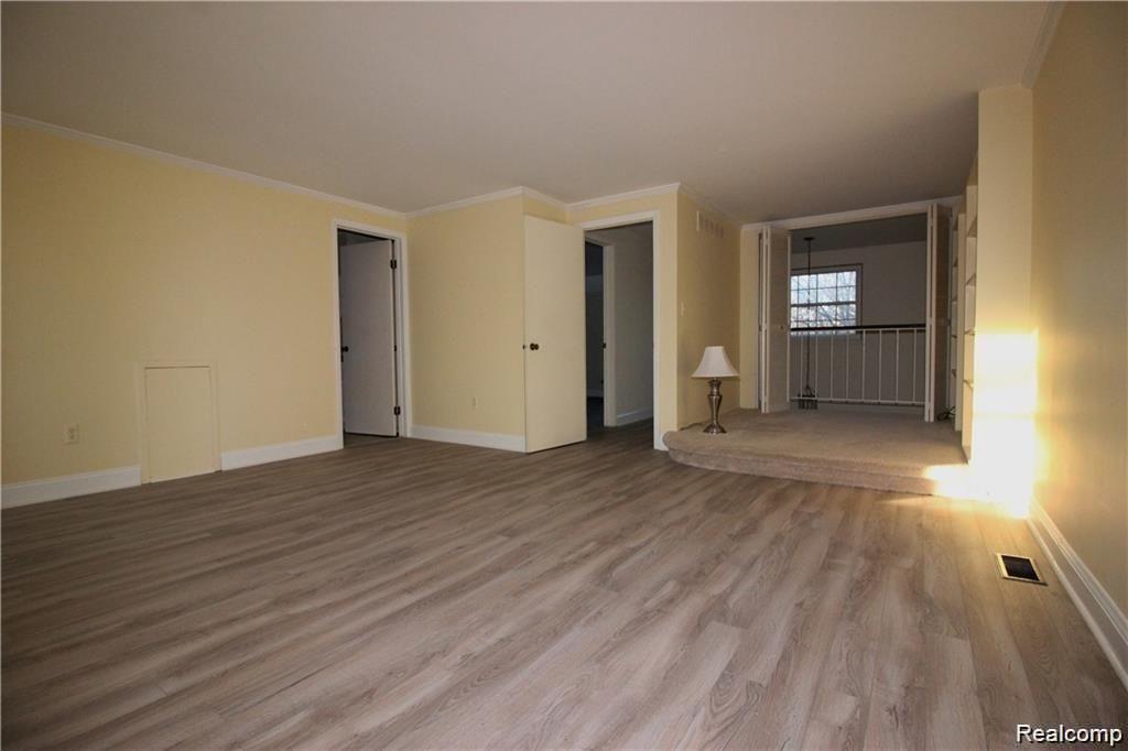 5727 NORTHFIELD Parkway, Troy, MI 48098 — Photo 14
