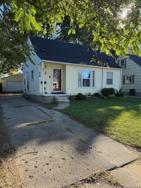 526 McKeighan Avenue, Flint, MI 48507 — front exterior