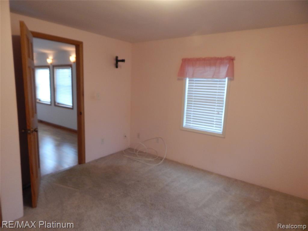 10321 E Lovejoy Road, Perry, MI 48872 — Photo 26