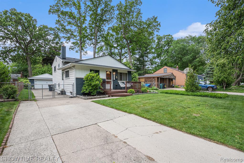 633 Ellen Avenue, Royal Oak, MI 48073 — Photo 2