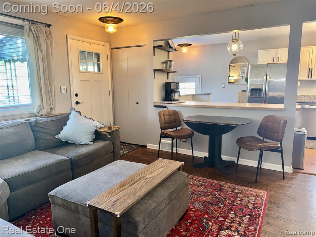 311 W Brockton Avenue, Madison Heights, MI 48071 — Photo 14